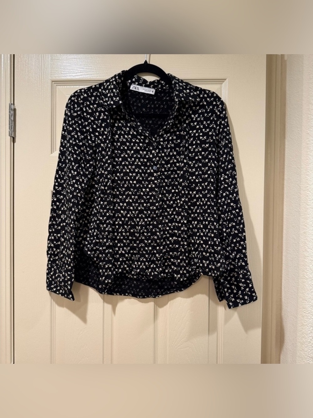Zara Black Cream Floral Blouse Women’s S | Long Sleeve Button Down Top